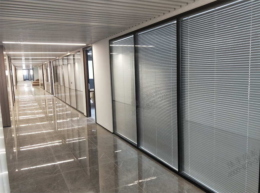 83型钢铝玻璃隔断